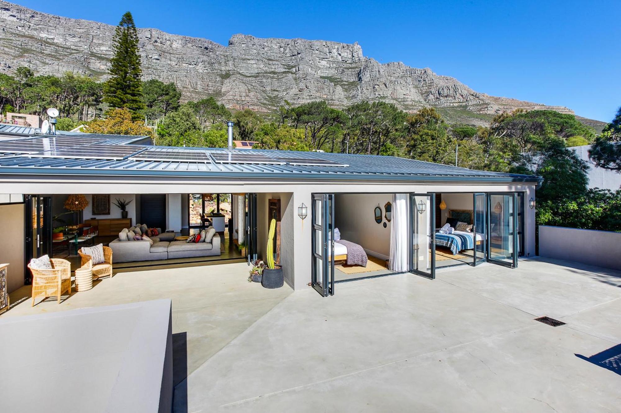 Solar-Powered Mountain Retreat With Natural Pool Villa Kaapstad Buitenkant foto