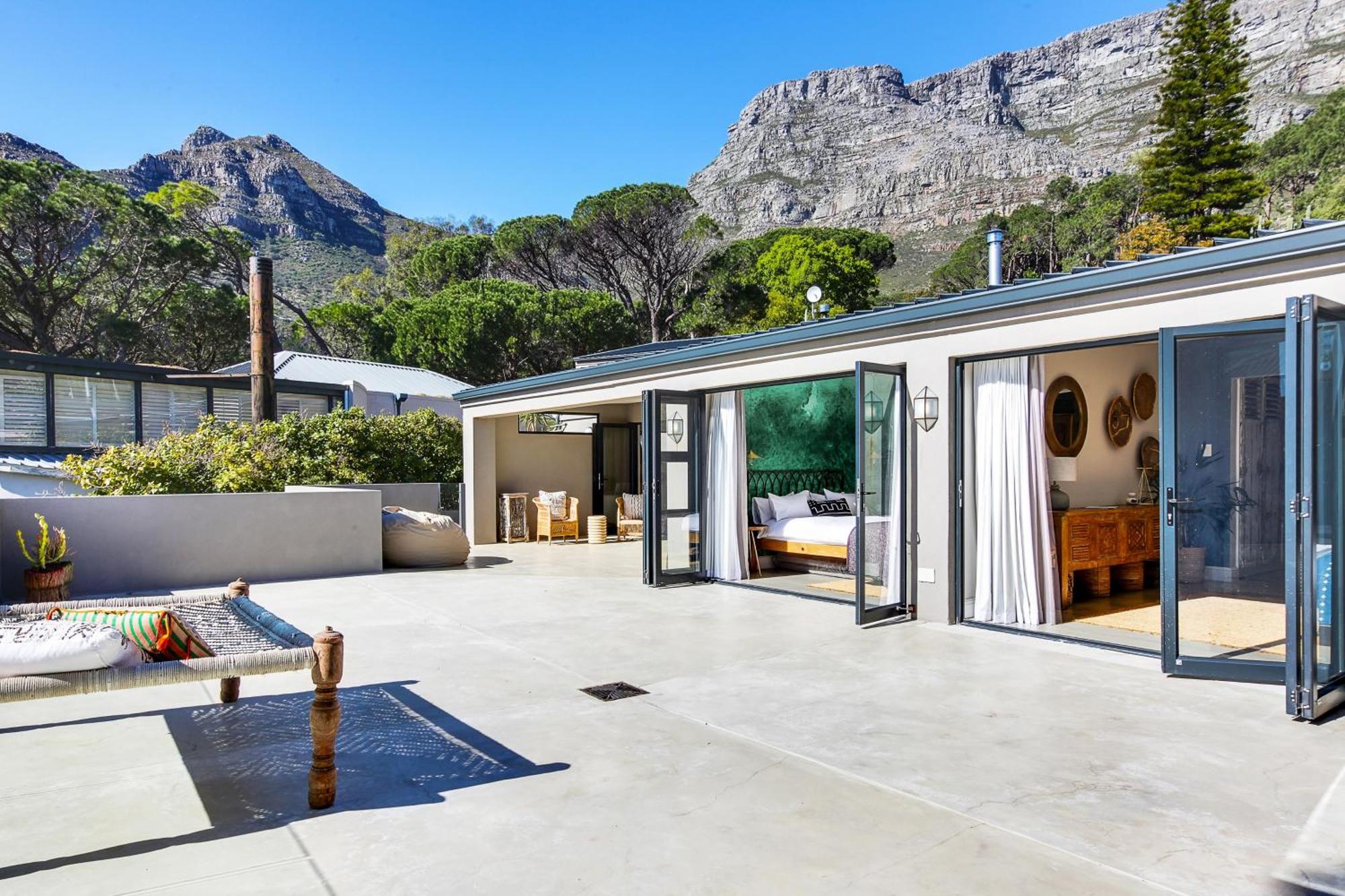 Solar-Powered Mountain Retreat With Natural Pool Villa Kaapstad Buitenkant foto