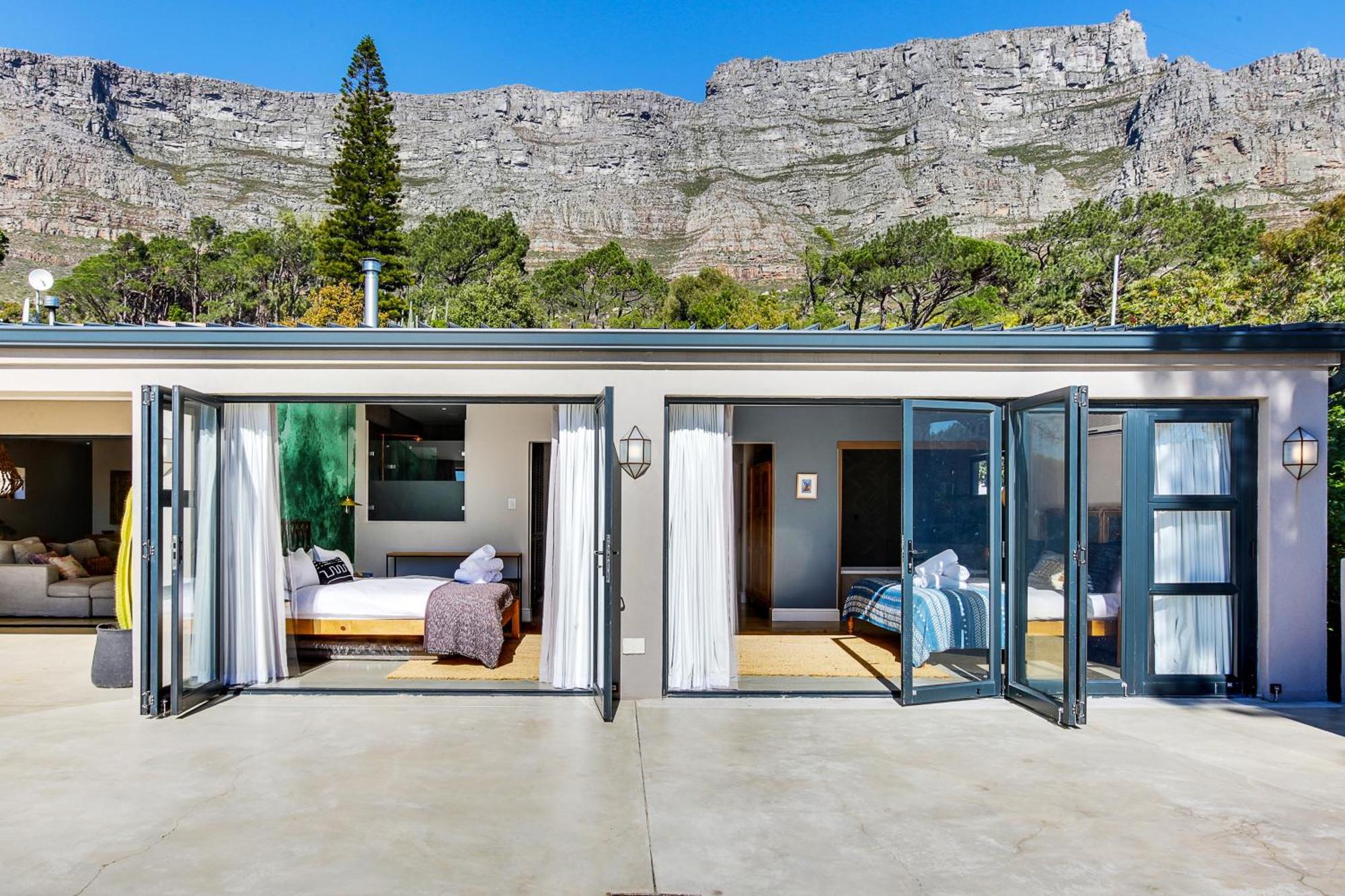 Solar-Powered Mountain Retreat With Natural Pool Villa Kaapstad Buitenkant foto